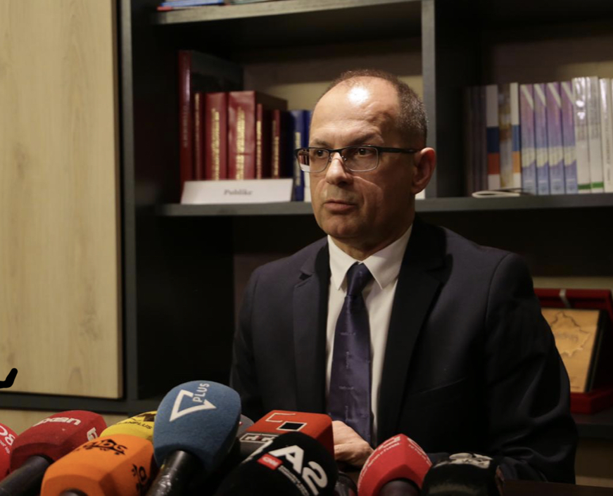 Zgjidhet ngërçi tek Juridiku, mësimi dot të nis sot në një nga gjimnazet e Tiranës