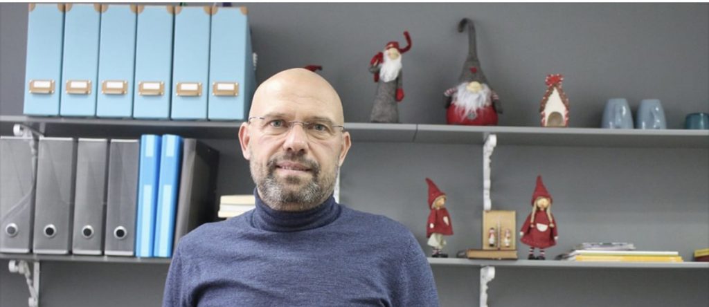 Profil/ Manjani:Nuk kam lekë të harxhoj për zgjedhje, në këtë mënyrë ti blen diçka që nuk blihet, demokracinë