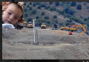 VIDEO /Spanjë, minatorët nisin gërmimin e tunelit horizontal për të arritur vogëlushin