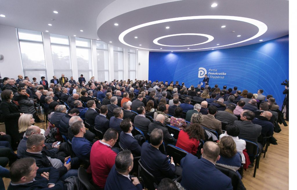 VENDIMET/Këshilli i PD: Protesta për largimin e Ramës dhe qeveri kalimtare