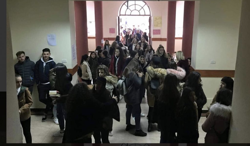 Protesta vazhdon: Fakulteti Histori-Filologji bojkoton mësimin