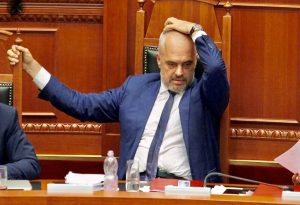 Analiza/ “Basti i fundit i Ramës me ministrat e rinj, si po e teston Kryeministri grupin e heshtur të deputetëve të PS”