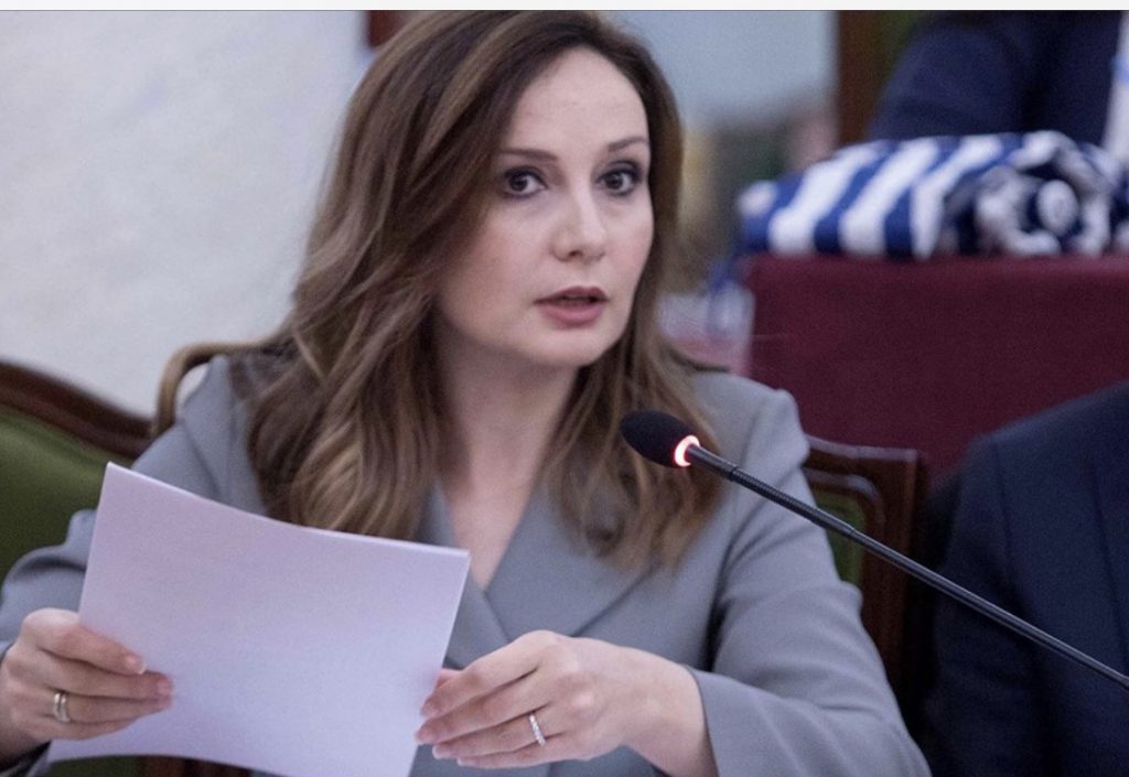 Tabaku: Shtresa e mesme është rrënuar, taksim i shumëfishtë nga qeveria