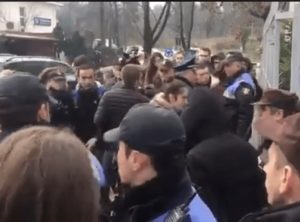 Berisha reagon për dhunën ndaj studentëve: E premtja e zezë, me urdhër të Ramës e mercenarit Lleshaj…