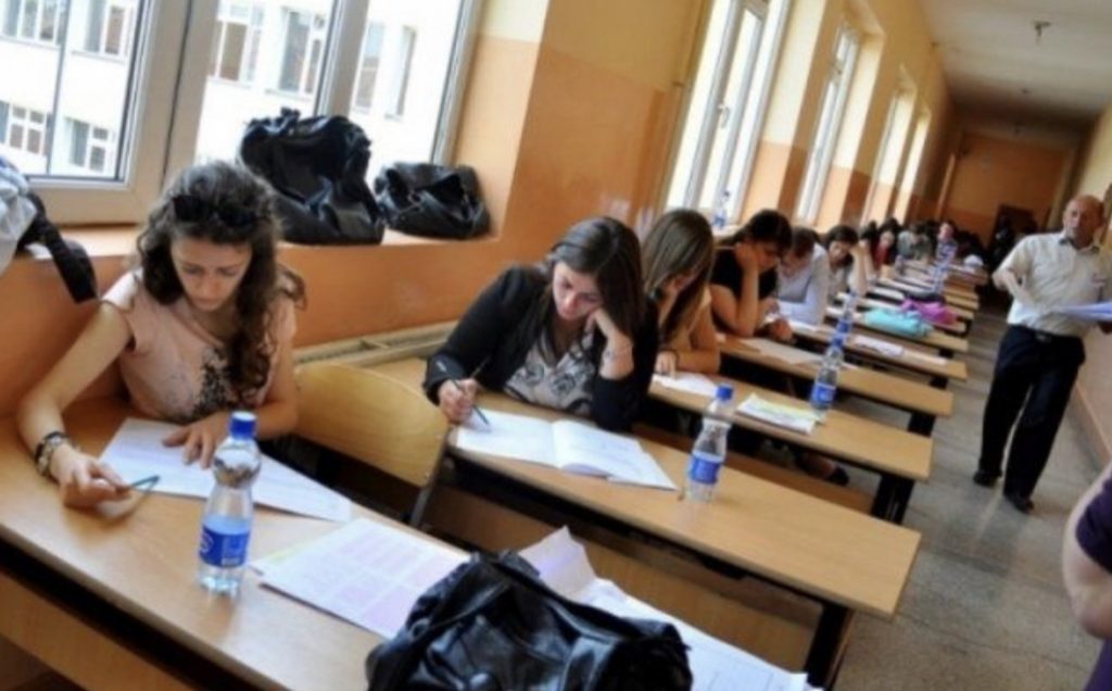 Matura 2019, dalin datat e provimeve për maturantët. Ja cili është i pari