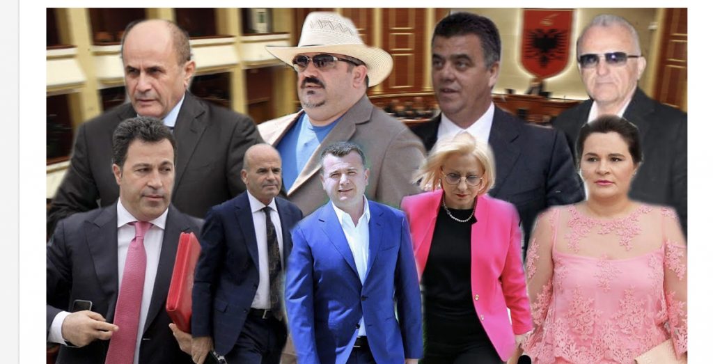 Injorantët e parlamentit” – Njihuni me deputetët e pashkolluar