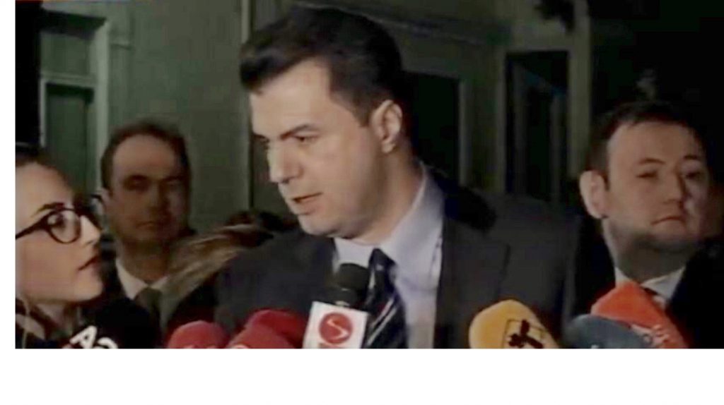 Paralajmërimi i fortë nga Basha: Do ta rrëzojmë të sëmurin psiqik, kush e mbështet Ramën është tradhëtar i kombit!