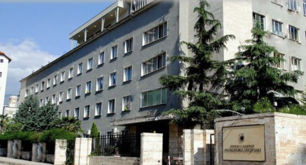 18 miliardë lekë dëm shtetit, në pranga 13 persona