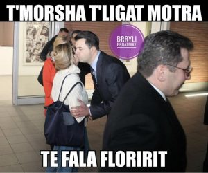 Po theva këmbën e majtë votën do ia jap Lulit, po theva të djathtën votën e merr Mona…