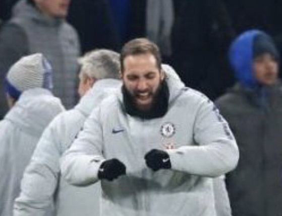 Higuain i lumtur që   Chelsea kualifikohet në finale