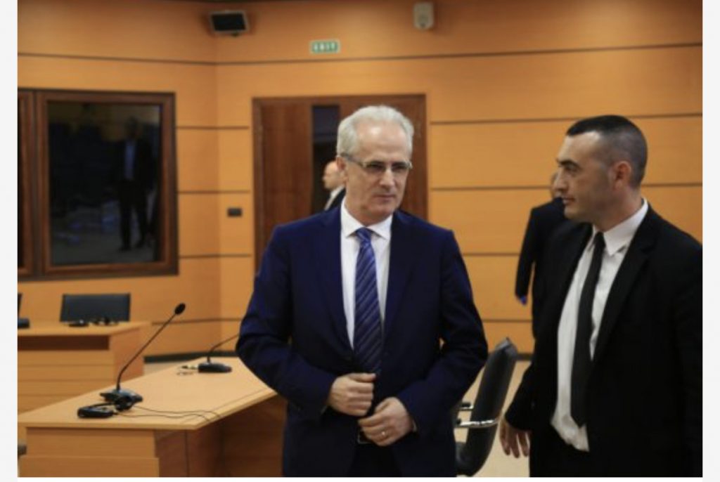 U përfol për kreun e Gjykatës Kushtetuese, jep dorëheqjen Adrian Dvorani