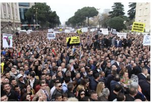 Sot opozita  merr vendimin për datën e protestës