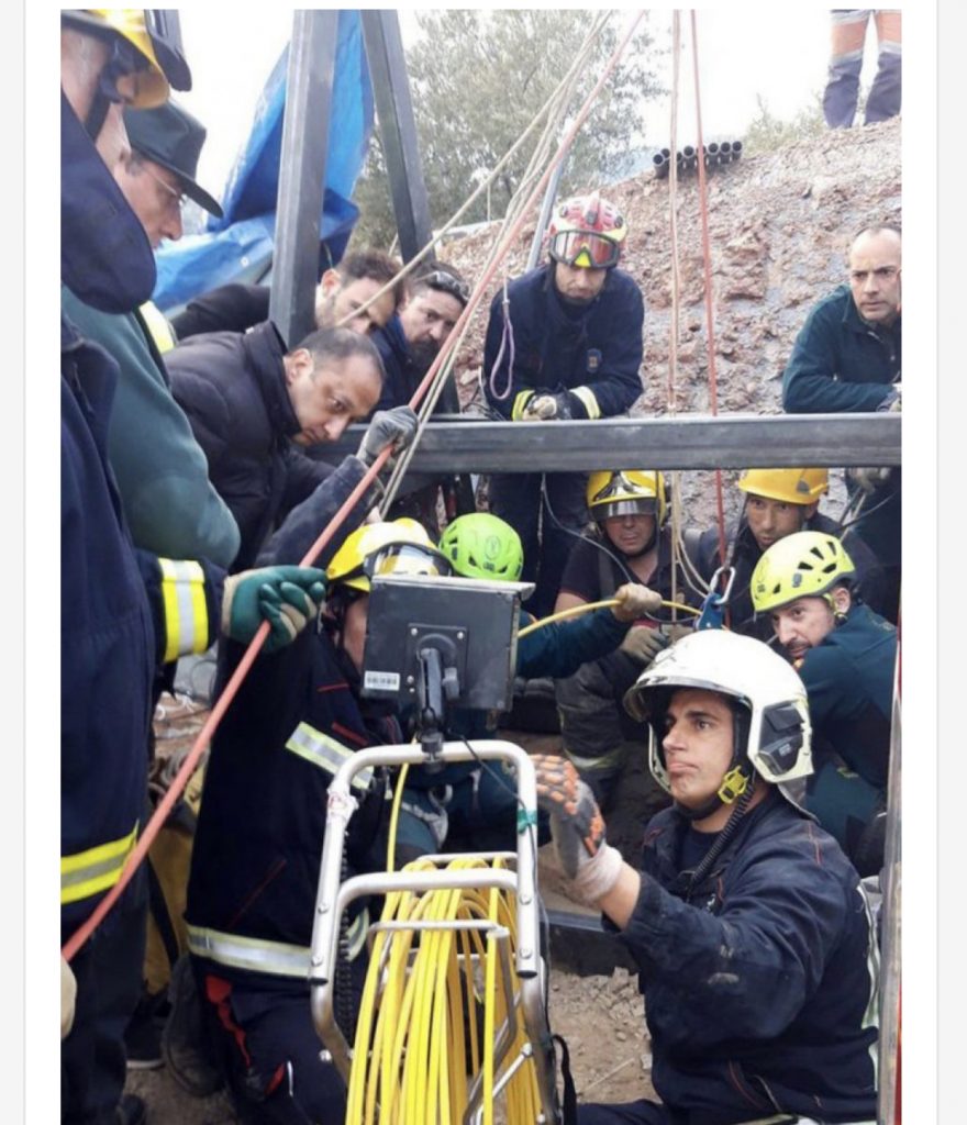 Spanjë/ E gjithë vëmëndja për të shpëtuar vogëlushin 2-vjeçar