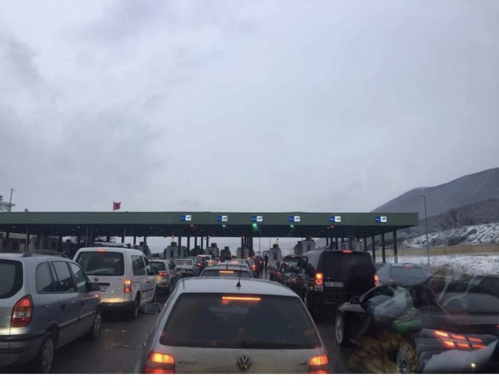 FOTOLAJM/Rradhë të gjata në Morinë