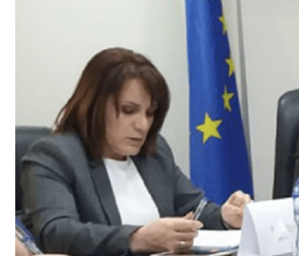 Pasuria/ Donika Prela, burim i dyshimtë për blerjen e një apartamenti (dokumentat)