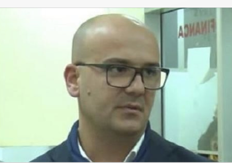 “Halabaku ”  i  Ramës u shkarkua live,sot furtunë në Hipotekën e Durrësit. Ja drejtoi i ri