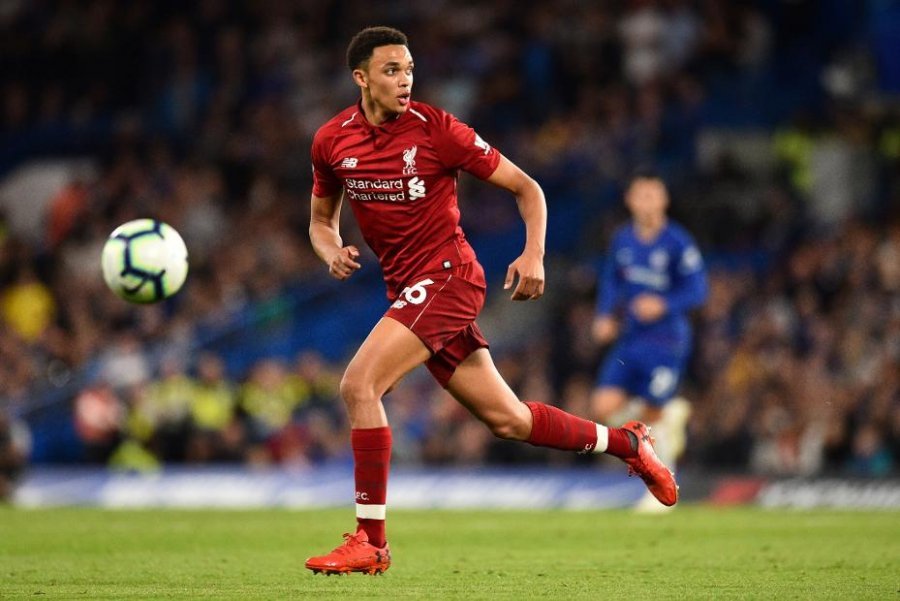 Lojtari i Liverpool, apel shokëve: Të inspirohemi nga Man City