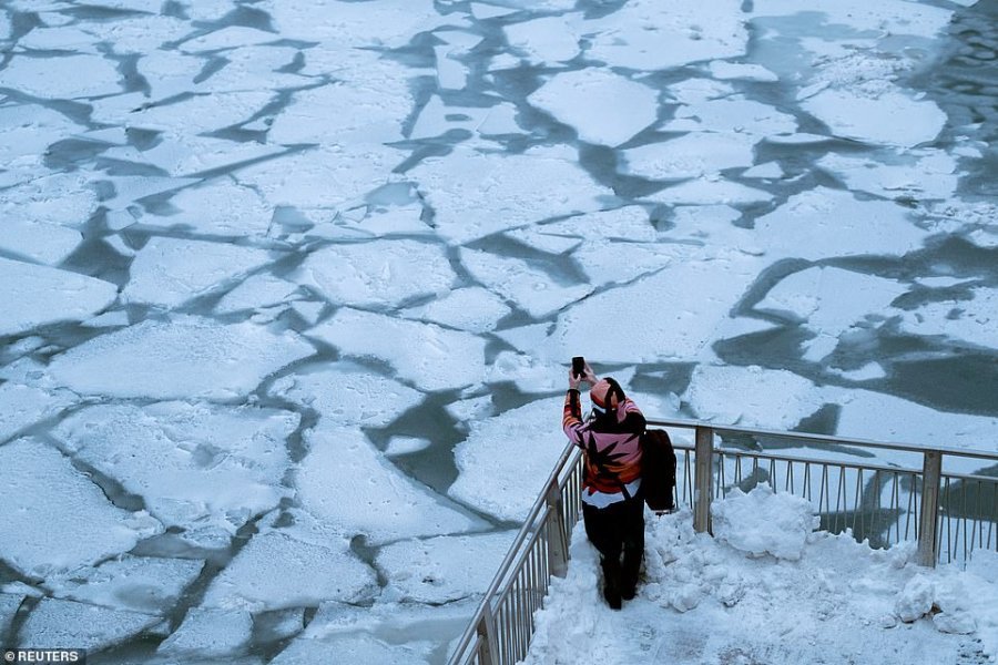Ngrin Amerika, temperaturat deri në minus 50 gradë, dhjetra të vdekur. Shihni Apokalipsin!
