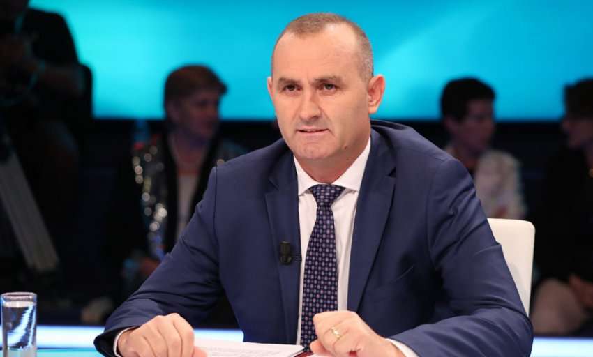E propozoi Meta për Kryetar të KLSH-së, mazhoranca e refuzon