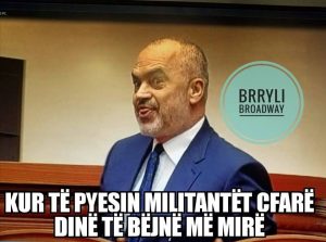 VIDEO-FOTO/ Rama humb kontrollin në Kuvend, rrjeti “përmbytet” nga talljet