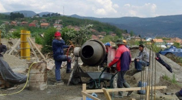 Shqiptarët i kanë shtëpitë pa kushte, nga mungesa e hapësirave deri te lagështira