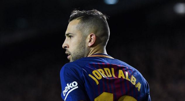 Alba vazhdon kontratën me Barcelonën?