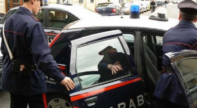 “Çmendet” shqiptari, bashkë me 2 shokë tentoi të përdhunojë bashkëshorten italiane