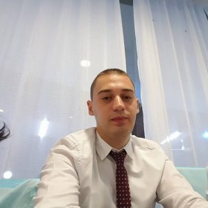 VIDEO/ Shkaktoi aksidentin me 11 makina të dëmtuara, arrestohet zyrtari në Vlorë