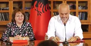 VIDEOLAJM/ Psikiatria e Edi Ramës, e pistë si pacienti