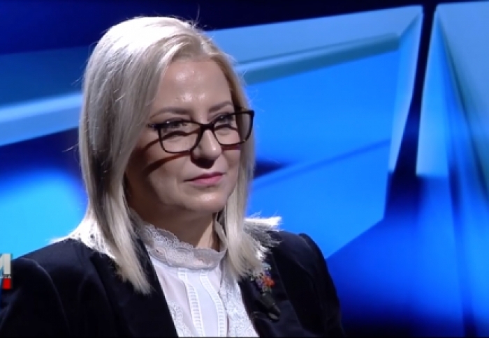 LINDITA NIKOLLA RRËFEHET PAS SHKARKIMIT: GOTA U THYE NË DORËN TIME