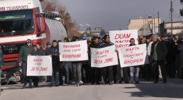 Për mungesë të naftës bruto,ndalet puna në rafinerinë e Ballshit