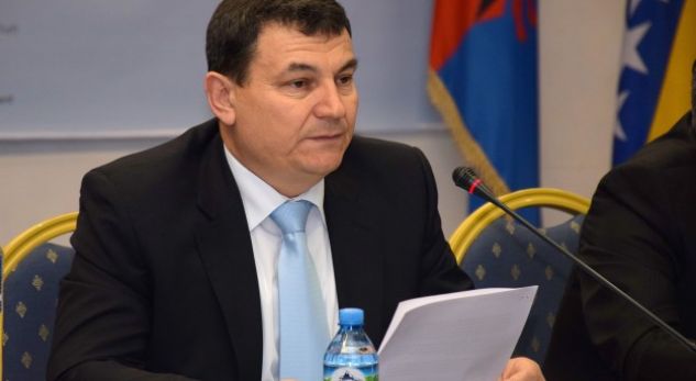 Haki Çako rezerva ndaj bashkive: Nuk kanë marrë masa për dimrin