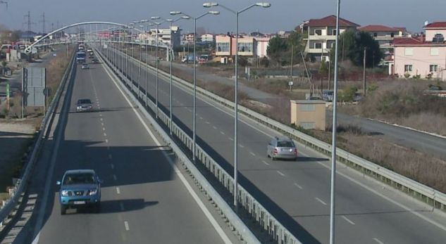 Prej ditës së sotme mbyllet autostrada Tiranë-Durrës, ja si do devijohet trafiku