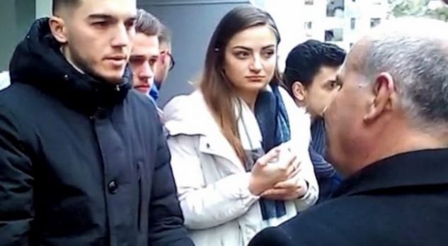 Tensione në Fakultetin e Drejtësisë, studentët përplasen mes tyre