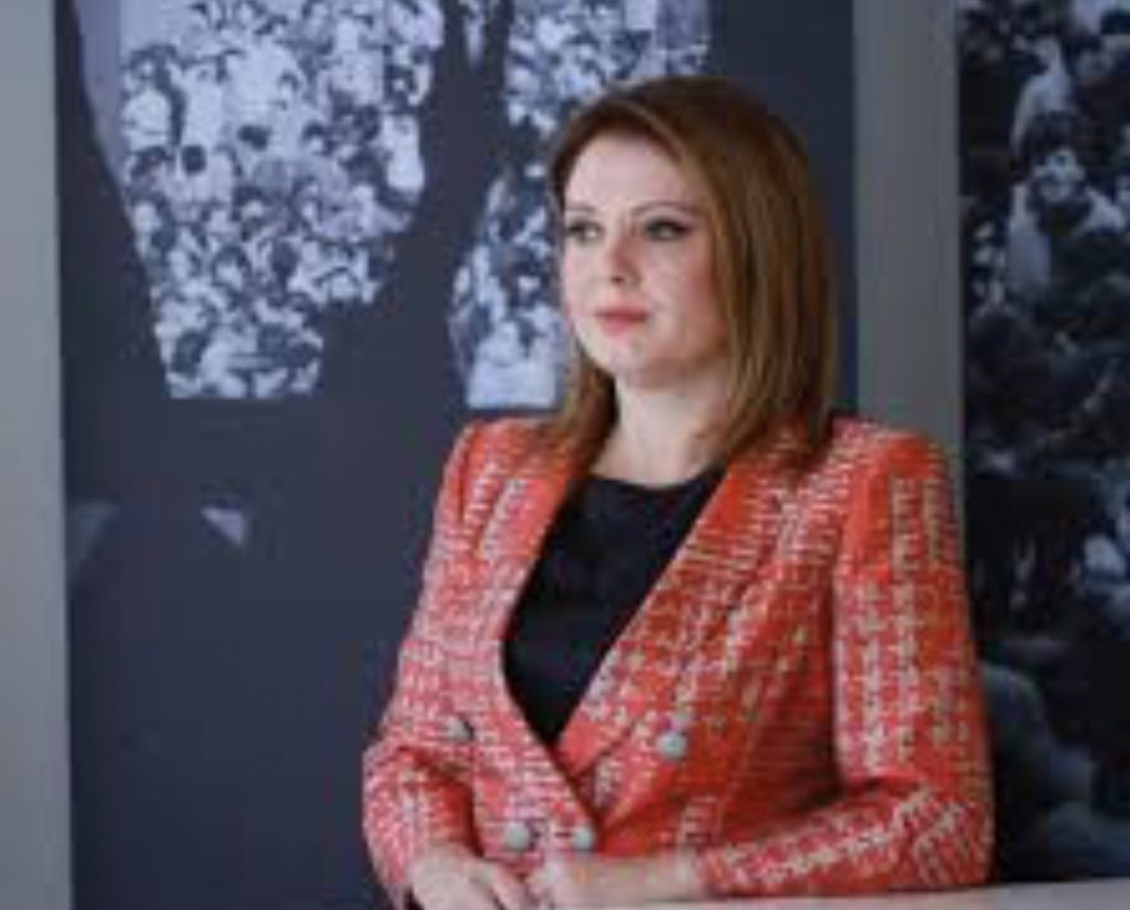 Rama në panik, ndalon deputëtet të përballen në debat me ish deputetët e opozitës….