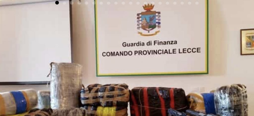 Itali/Arrestohen 21 shqiptarë  nga Guardia di Finanza ishin pjesë e  4 grupeve kriminale
