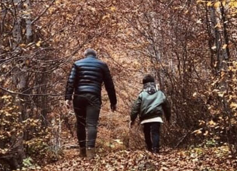 “Drejtësia nuk vjen po se kërkove”, Saimir Tahiri mesazh prekës për të birin: Më mori me vete puna, më pas fatura e….