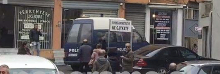 Përdhunuan në grup minorenen, 7 adoleshentët sot para Gjykatës, një familjare humb ndjenjat