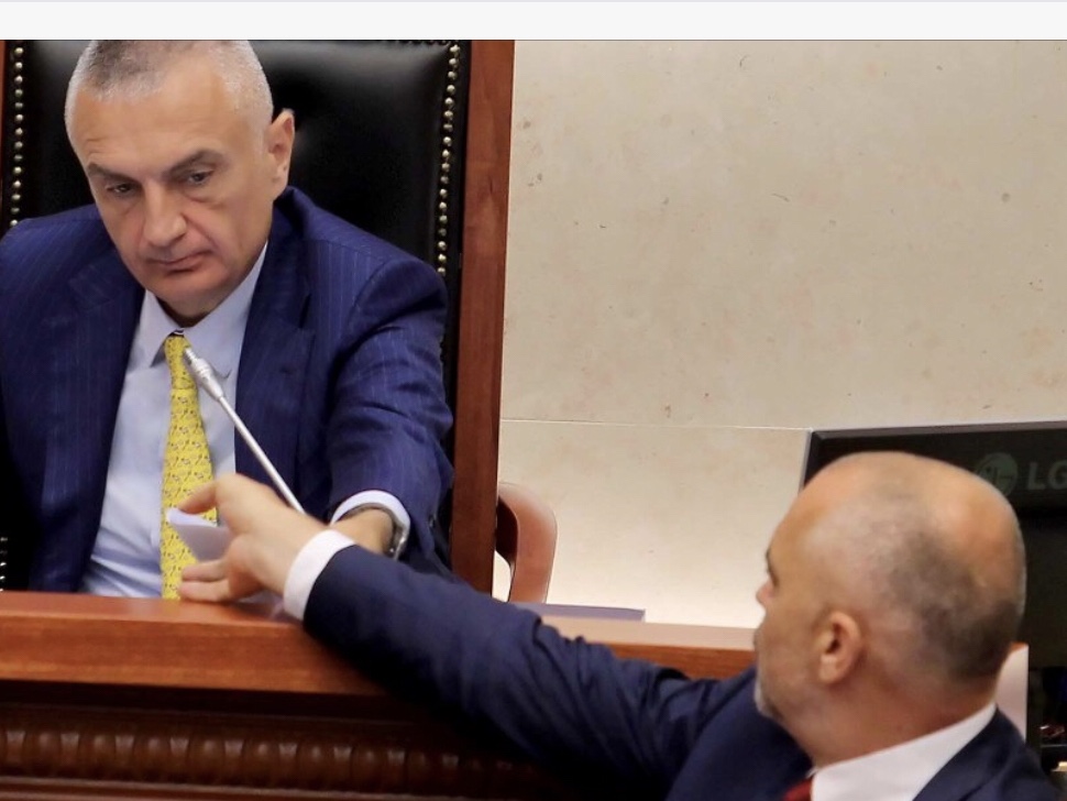 Ramën e ka kapur  Ilir Meta me “bllok në dorë”