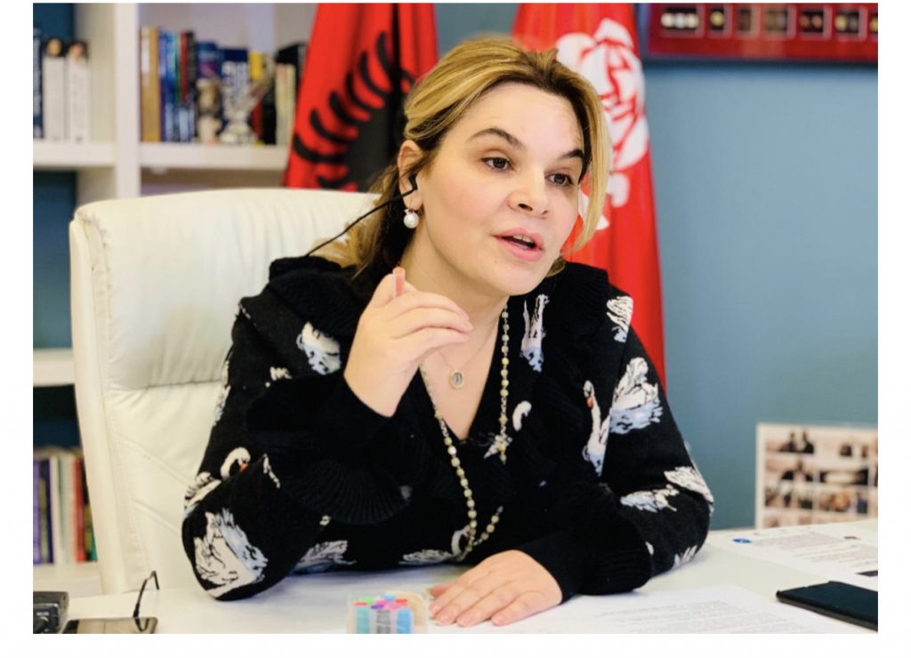 “Knuti m’u drejtua si ‘Zonja e parë”, Kryemadhi tregon bisedën me Fleckenstein: U zhgënjye? Nuk është…