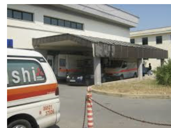 Durrës/ Gjendet një person i vrarë në makinë
