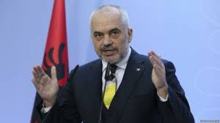 Detajet/ Ç’ndodhi në grupin e PS, Rama porosi deputetëve: I mban me optimizëm, Lulzimi po luan bllofin…