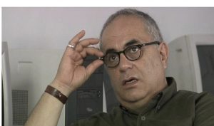“Llaxore”, “baxhellë”, Artan Fuga ironizon fjalorin e deputetëve: Këto janë gratë në Kuvend, imagjino…