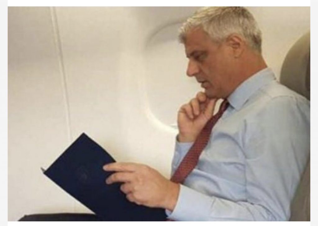 Thaçi niset për Amerikë me ftesë të Trump, Haradinajt iu refuzua viza