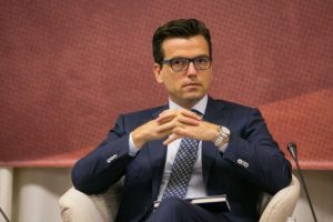 AGRON SHEHAJ FLET ME EMRA: JA PSE PO DORËZOJMË MANDATET