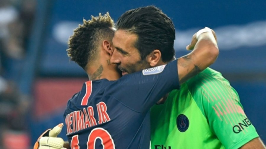 Neymar zbulon premtimin e madh që i ka dhënë Buffonit
