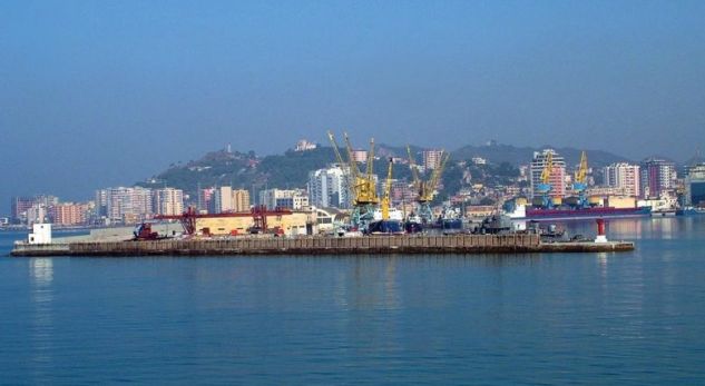 Përkeqësim i motit në javët në vijim, autoritetet paralajmërojnë rritje gadishmërie për zonat bregdetare