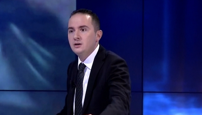 BASHA I KËRKOI DEPUTETËVE TË PD DJEGIEN E MANDATEVE, JA QËNDRIMI I SALIANJIT