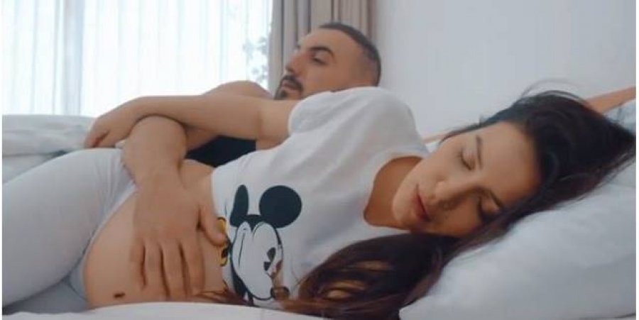 FOTO/ ‘Çunat e mi’, Elita tregon se si Gjiko është një baba i përkushtuar