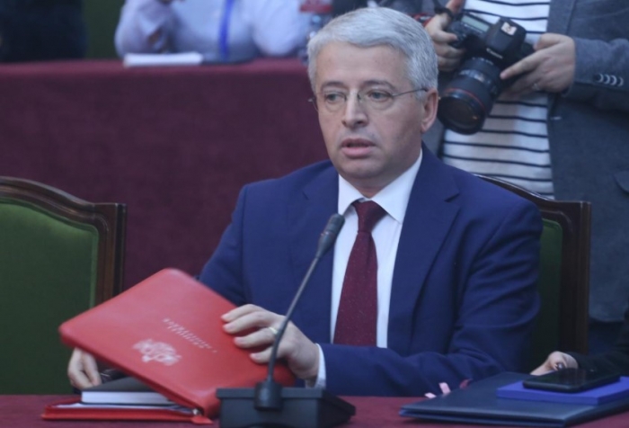 MEDIAT I PUBLIKOJNË FOTOT: KJO ËSHTË VILA NË BREGDET E SANDËR LLESHAJT